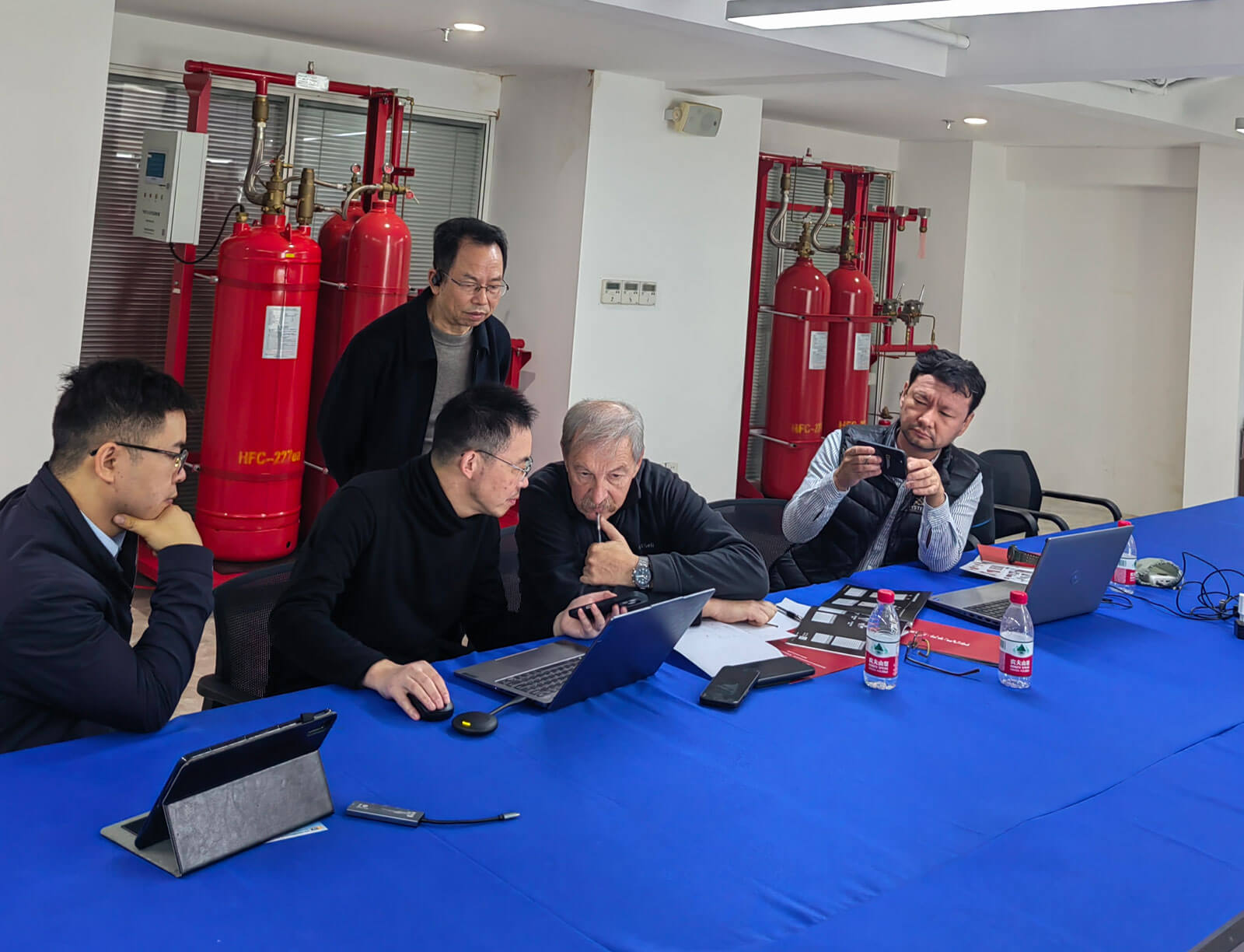 蒙古国客户到访磐龙，深化技术交流 共启合作新篇 